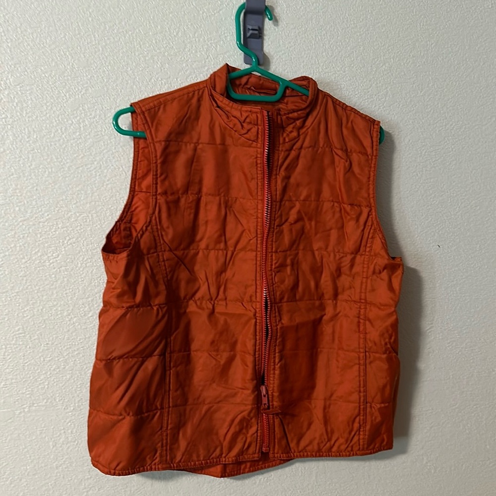 Gap orange vest